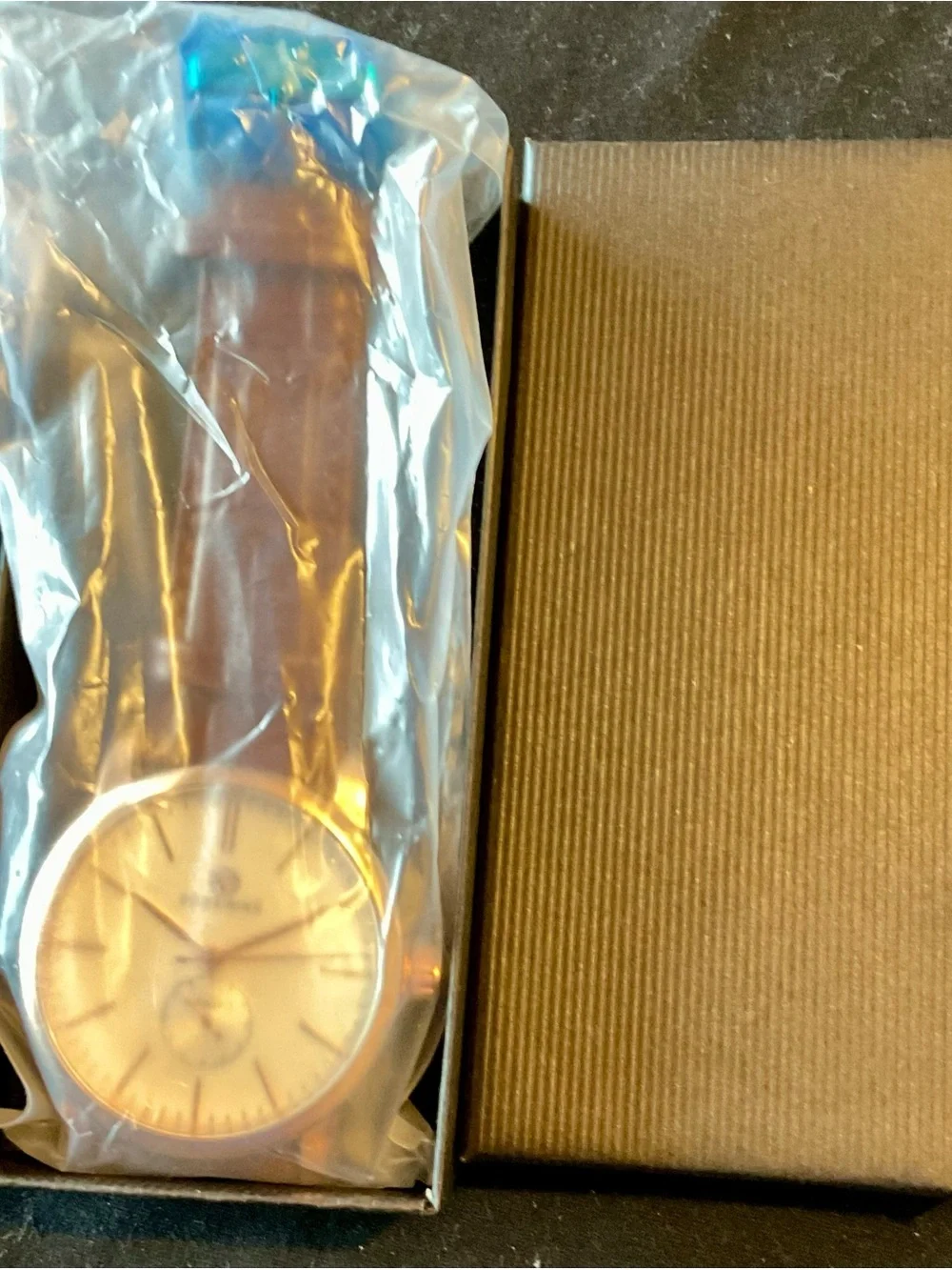 NIB AUTOMATIC Forsining Gold and Cream Dress Watch